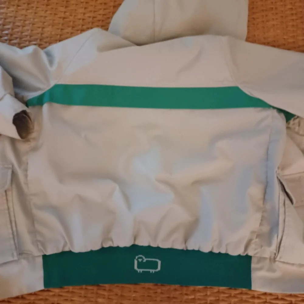 Vintage Woolrich Women's Jacket with Hood Natural and Green Size Medium Crop - Picture 9 of 14
